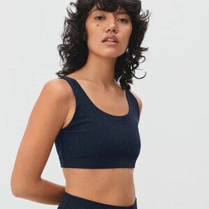 Everlane Perform Sports Bra Lightweight Compression Navy Polka Dots Size XS NWT